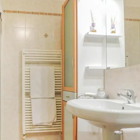 Giulia Apartment Brenzone sul Garda